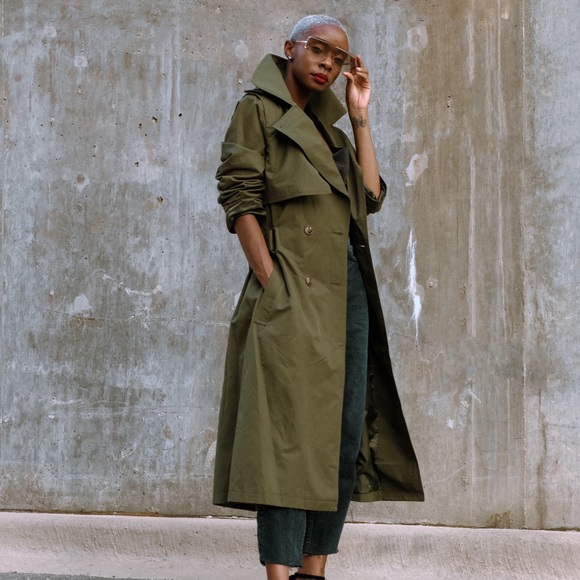 MEET YOUR POSHER! - Picture 6 of 7